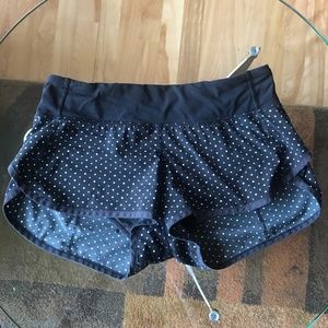Lululemon Black and White Speed Up Shorts